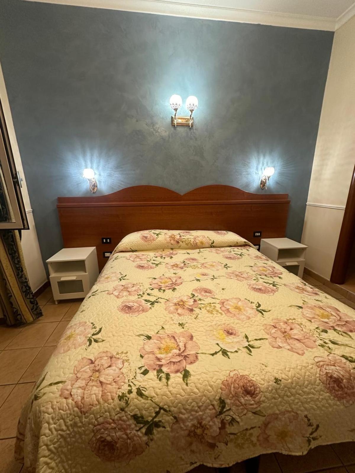Near Termini Station 3* Rome